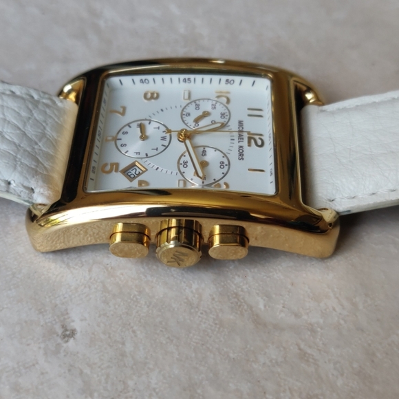 Michael Kors #2229 - Picture 3 of 4